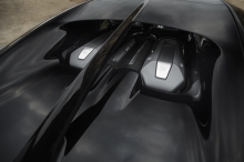2018-Bugatti-Chiron-03.jpg